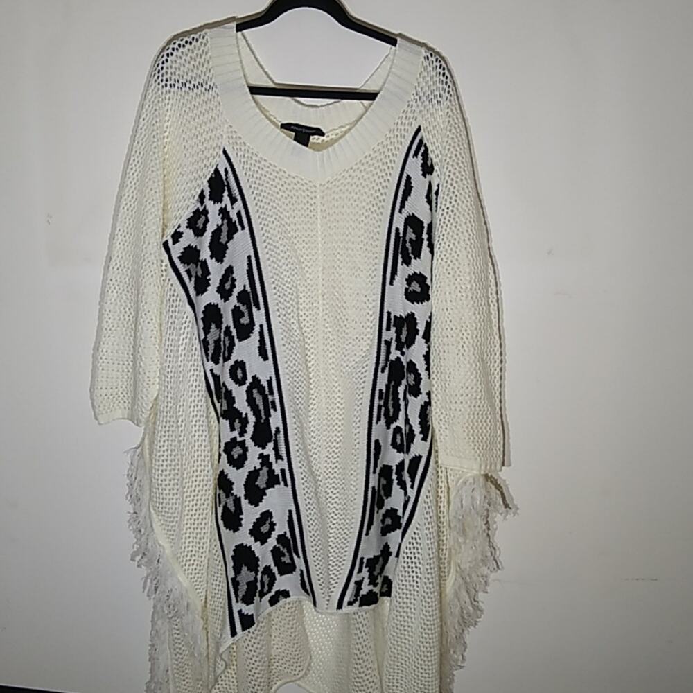 Ashley Stewart poncho style sweater. Size 22/24 Cozy